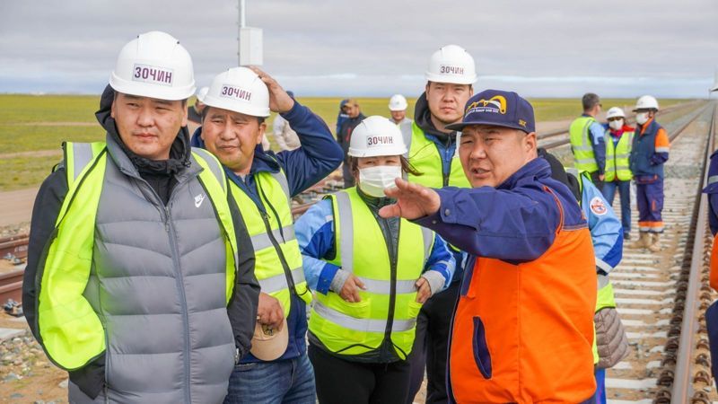 ТЗДС-ИЙН БАГШ НАР ТАВАНТОЛГОЙ-ГАШУУНСУХАЙТ ЧИГЛЭЛИЙН ТӨМӨР ЗАМЫН БҮТЭЭН БАЙГУУЛАЛТТАЙ ТАНИЛЦЛАА