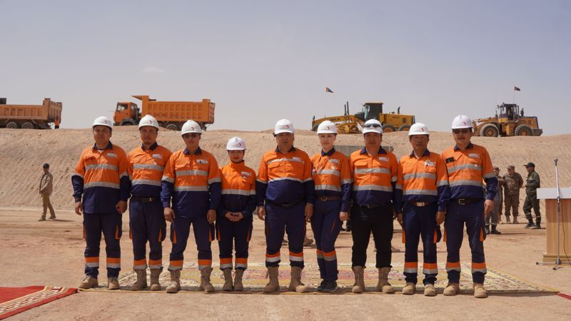 “ТАВАНТОЛГОЙ ТӨМӨР ЗАМ” ХХК-ИЙН АЛБАН ХААГЧИД ТӨРИЙН ОДОН МЕДАЛИАР ШАГНАГДЛАА