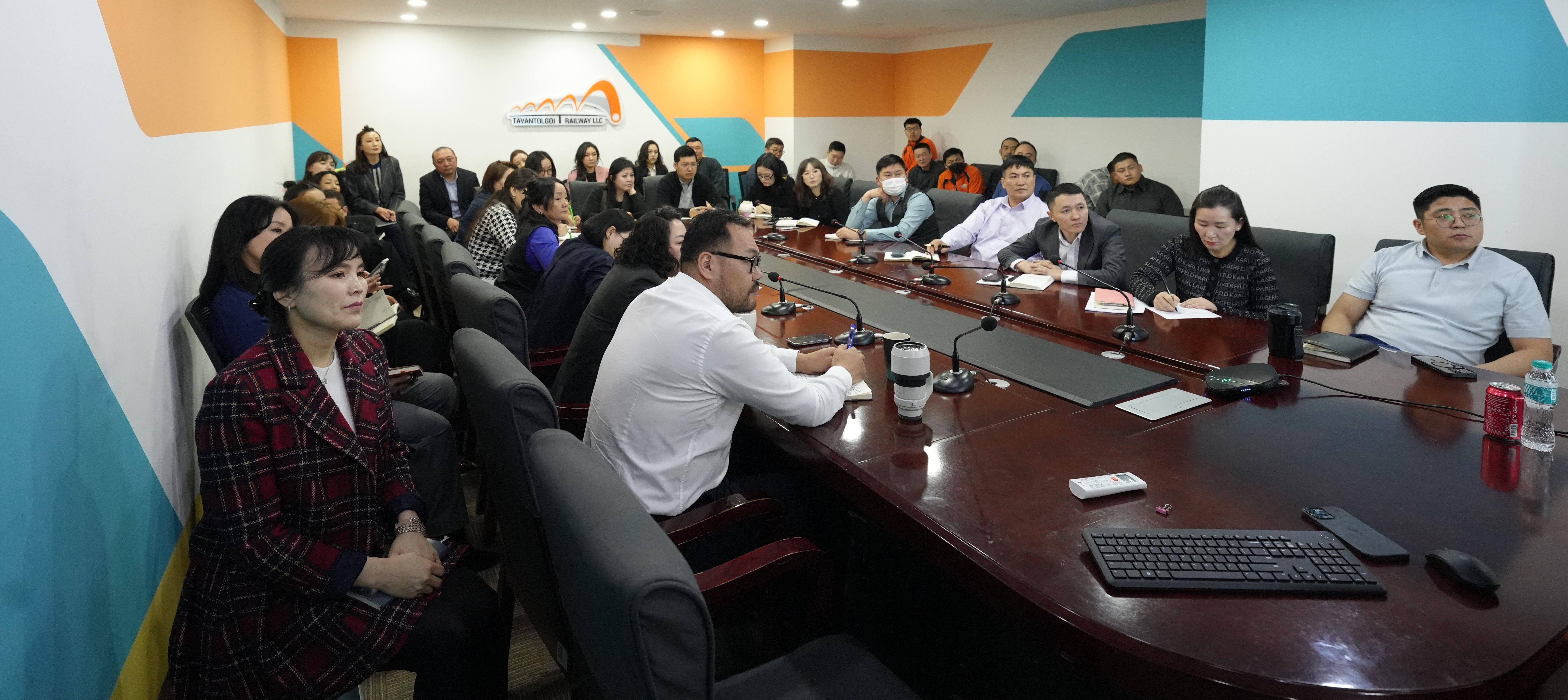 АВЛИГЫН ГЭМТ ХЭРЭГ, АШИГ СОНИРХЛЫН ЗӨРЧЛӨӨС УРЬДЧИЛАН СЭРГИЙЛЭХ СУРГАЛТАД ХАМРАГДЛАА