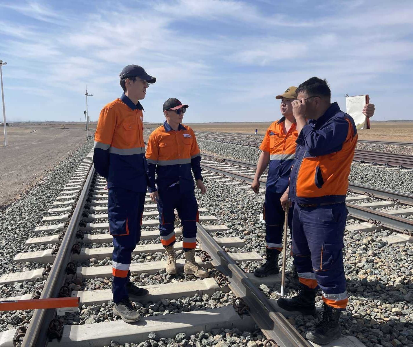 ГАЛТ ТЭРЭГНИЙ ХӨДӨЛГӨӨНИЙ АЮУЛГҮЙ БАЙДАЛ БҮРЭН ХАНГАГДАЖ БУЙ ЭСЭХЭД ҮЗЛЭГ ШАЛГАЛТ ХИЙЛЭЭ