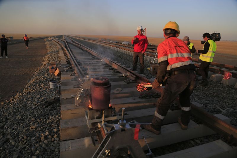 ТАВАНТОЛГОЙ-ГАШУУНСУХАЙТ ЧИГЛЭЛИЙН ТӨМӨР ЗАМЫН АНХНЫ СУМАН ШИЛЖҮҮЛГИЙГ УГСАРЛАА