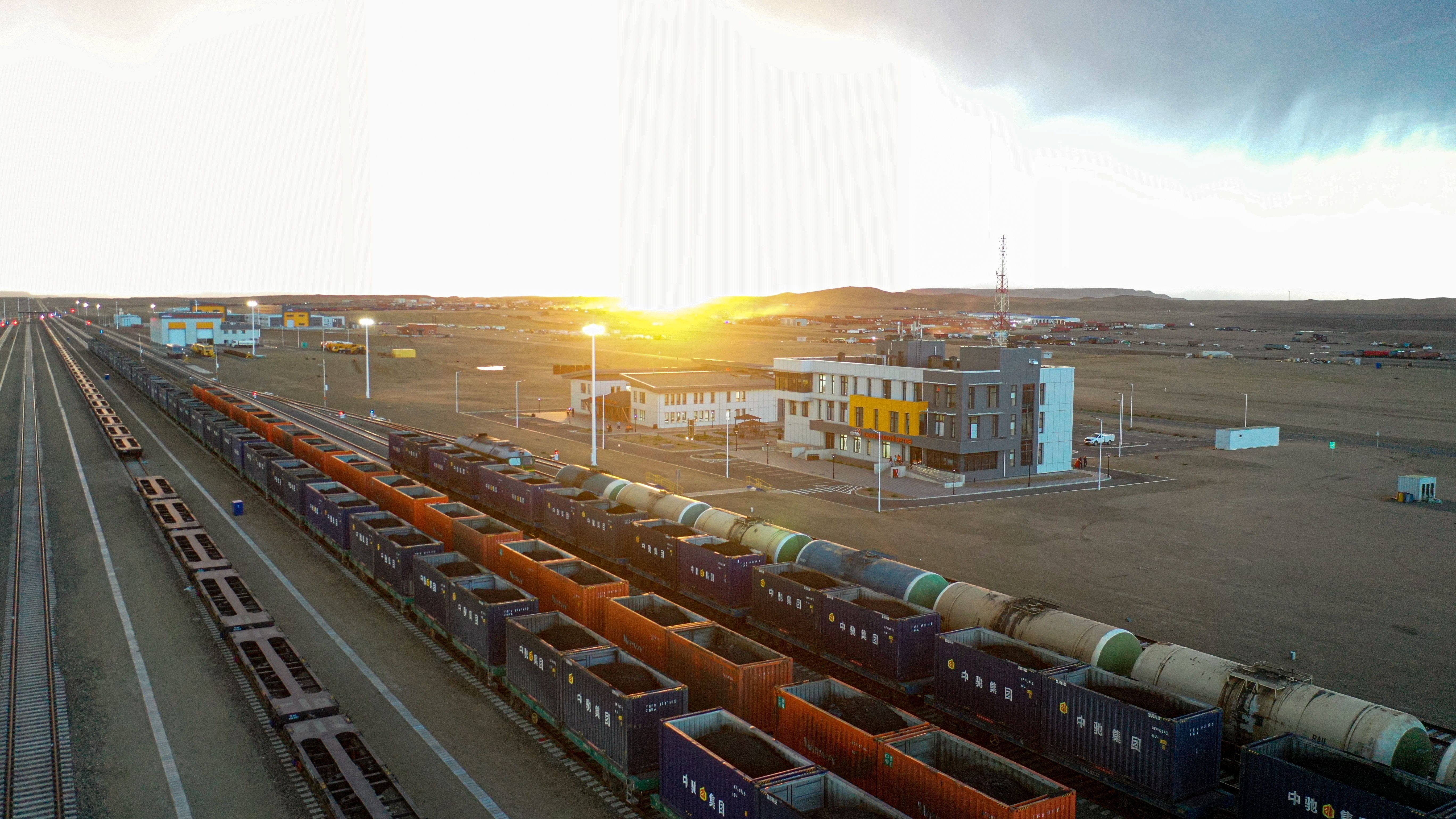 “ТАВАНТОЛГОЙ ТӨМӨР ЗАМ” ХХК-ИЙН ТӨЛӨӨЛӨН УДИРДАХ ЗӨВЛӨЛИЙН ДАРГА, ГИШҮҮДИЙН МЭДЭЭЛЭЛ, ЦАЛИНГИЙН ХЭМЖЭЭ