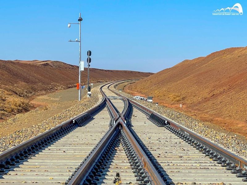 ТАВАНТОЛГОЙ-ГАШУУНСУХАЙТ ЧИГЛЭЛИЙН ТӨМӨР ЗАМЫН ЦОГЦОЛБОР ТӨСЛИЙН ХҮРЭЭНД НИЙТ 93 СУМАН ШИЛЖҮҮЛЭГ УГСАРНА