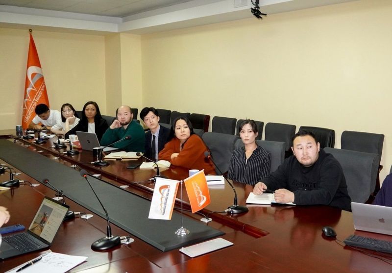 КОМПАНИЙН ҮЙЛ АЖИЛЛАГААГ ЦАХИМЖУУЛАХААР ЗОРИН АЖИЛЛАЖ БАЙНА